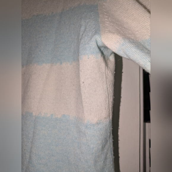 Kinross Cashmere Women's Cashmere Pull Over Green, Aqua & White Sweater Size M - Picture 8 of 10